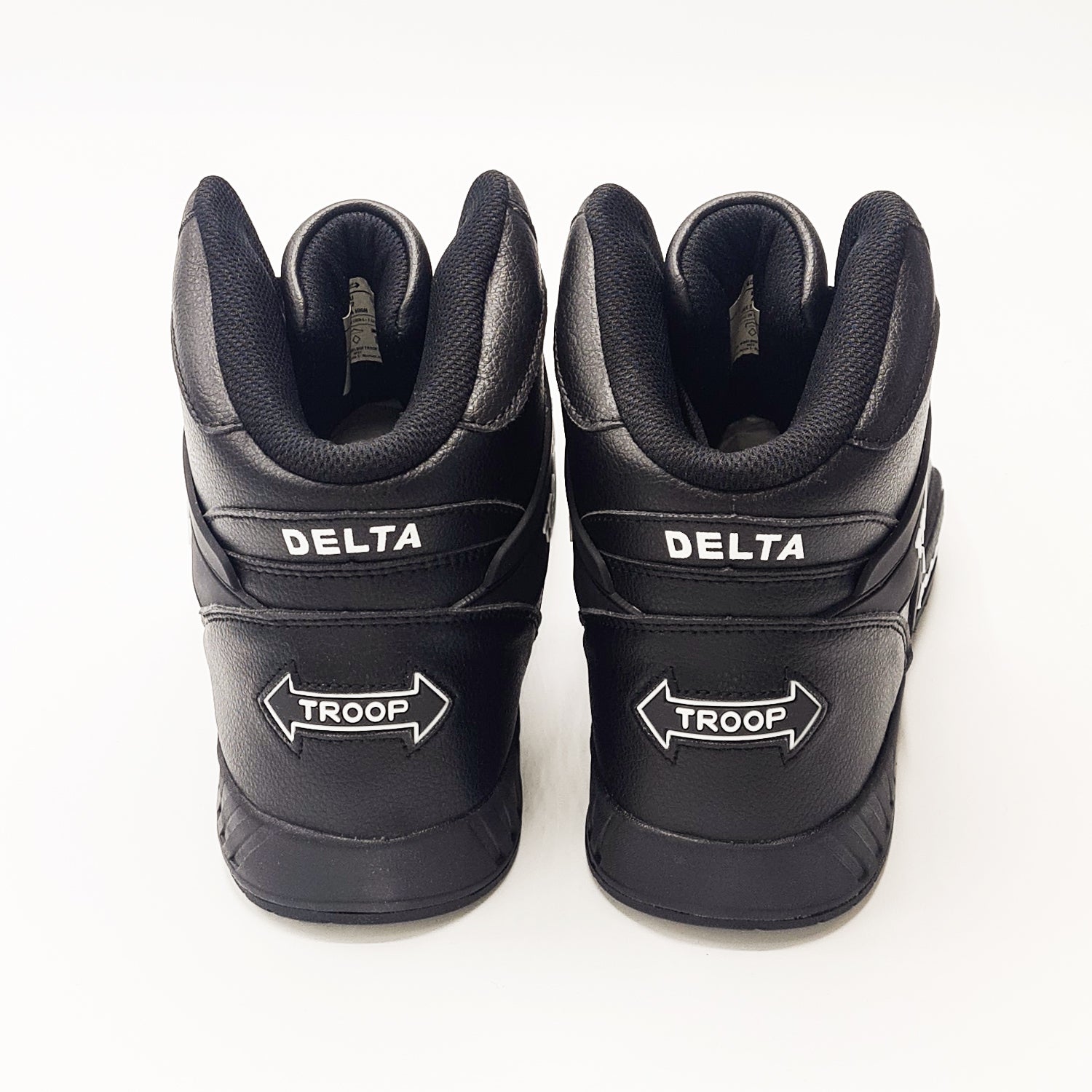 Delta High Black/Black